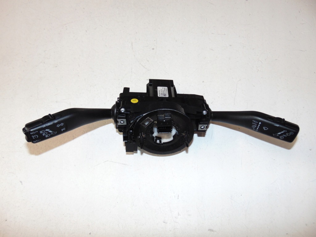 фото №1, Переключатели лента подушка безопасности seat toledo iv 6ra953501k