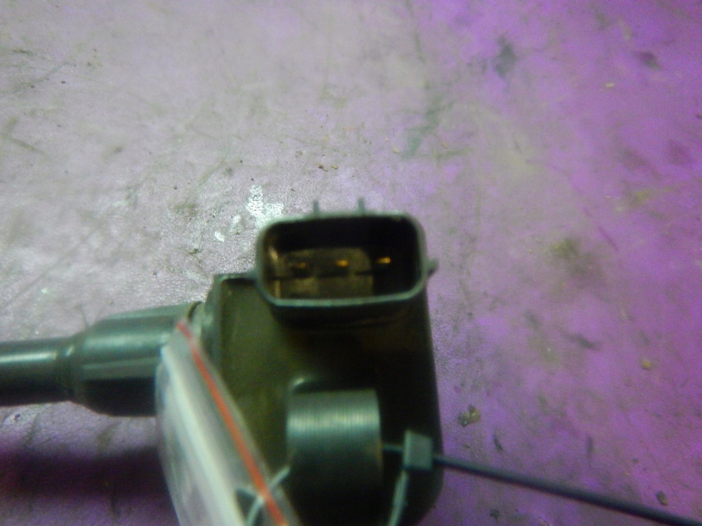 фото №5, Mitsubishi carisma 1.8 gdi катушка зажигания 3 pin h6t12271 4g93