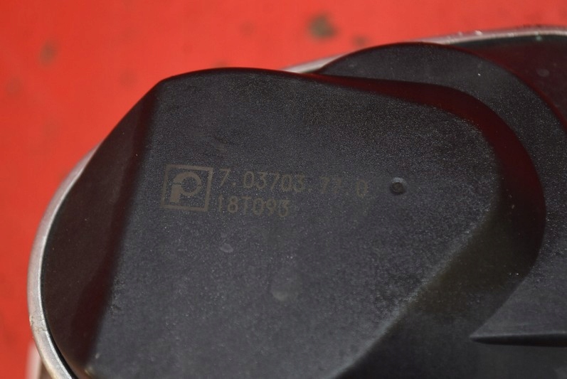 фото №9, Дросельна заслінка 703703770 vw bora 1.6 16v 00r