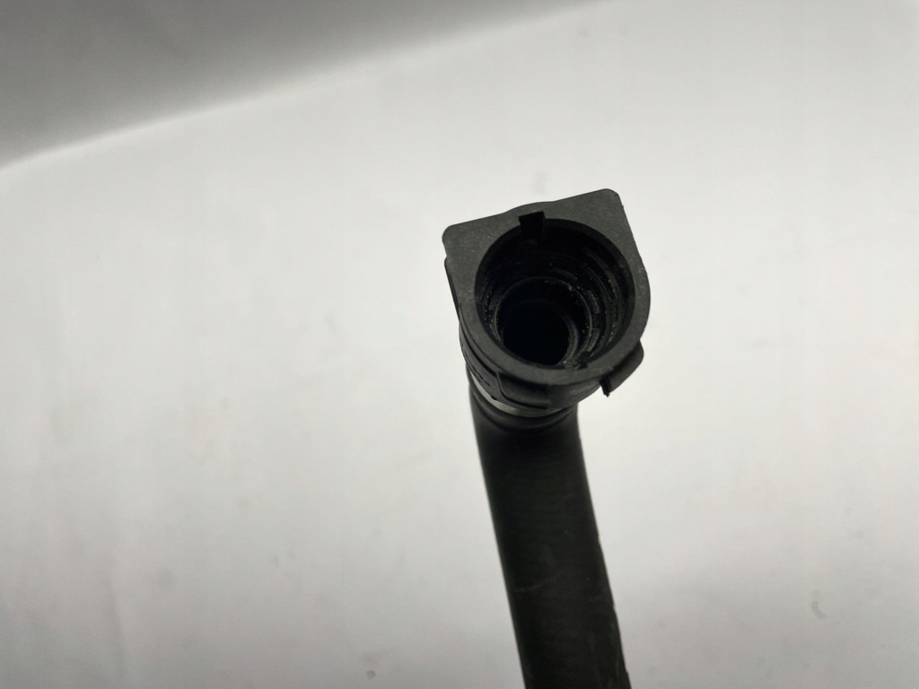 фото №9, Bmw 7 f01 f02 f03 f04 шланг водяний турбонагнітача 2284286 2014 4400cm3