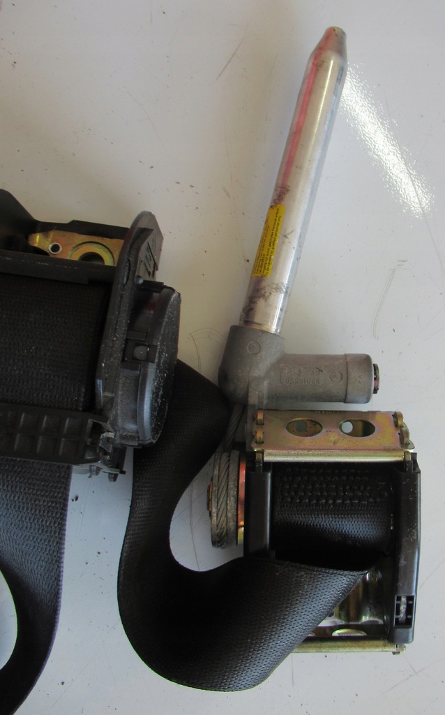 фото №6, Bmw 7 e65 pas безпеки задня 00063774-b