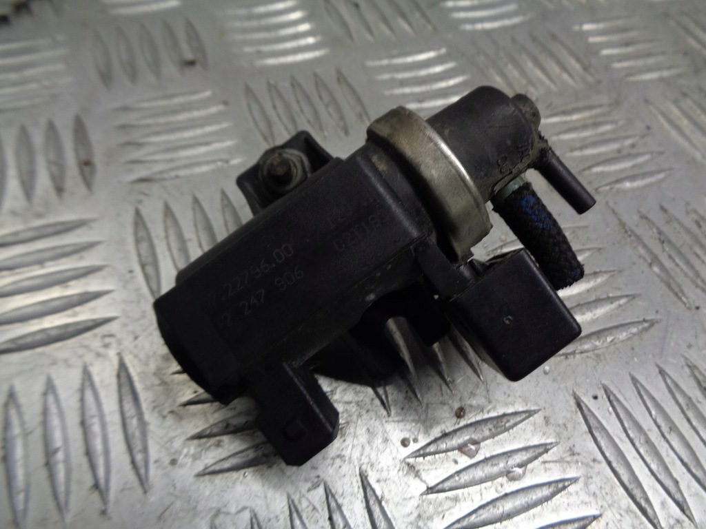 фото №1, Клапан вакууму bmw e46 2.0 d 2247906