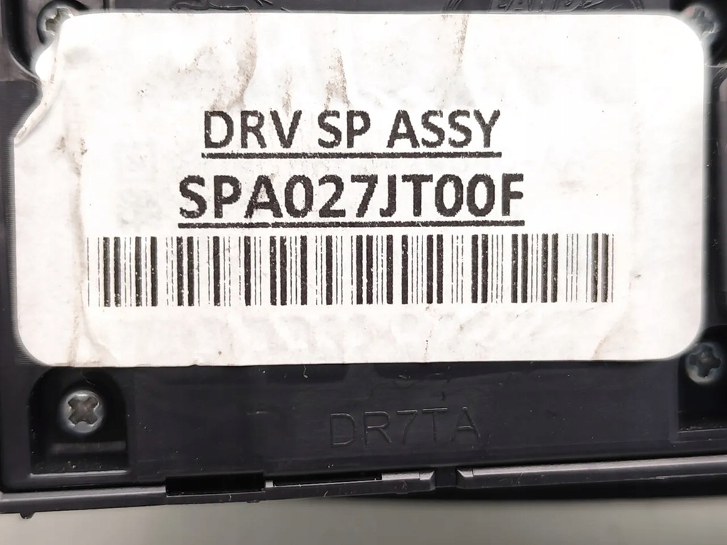 фото №7, Jaguar xe кнопки вікон 2016 седан 4/5dr spa027jt00f 15-24 дизель 2.0 d