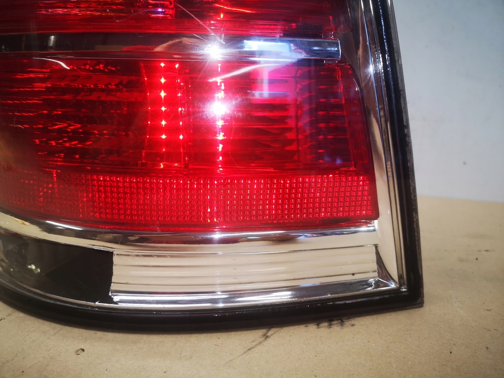 фото №9, Лампа права задня opel zafira b ii 05-08