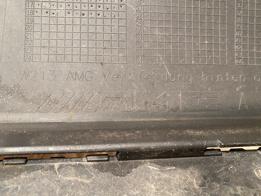 Mercedes e-klasa w213 63 amg 6.3 бампер задній седан Зі Шроту