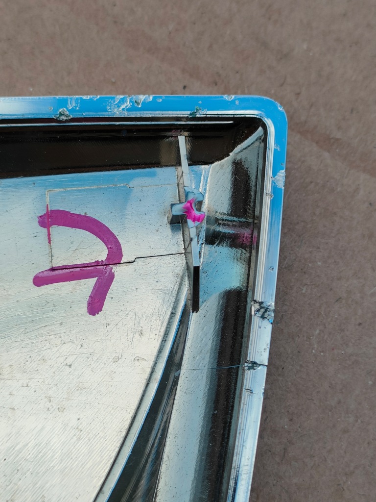 фото №9, Dacia duster ii sandero iii эмблема решётка 628903146r 628905322r