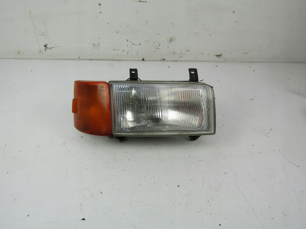фото №1, Vw volkswagen transporter t4 фара правый 90-95 hella