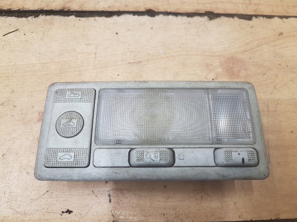 фото №1, Лампа освещение салона vw golf iii