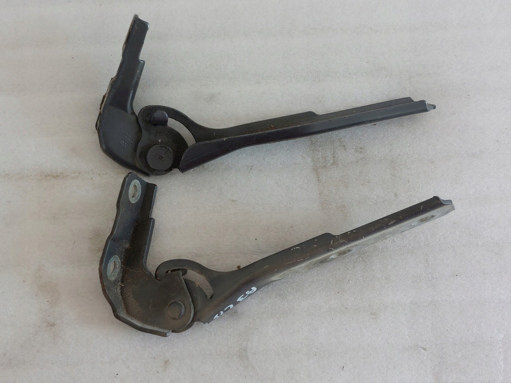 фото №1, Audi a3 8p sportback петля капот лівий правий