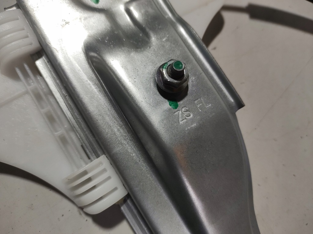 фото №7, Mg zs ev 2023 - подъемник моторчик стекло левый перед