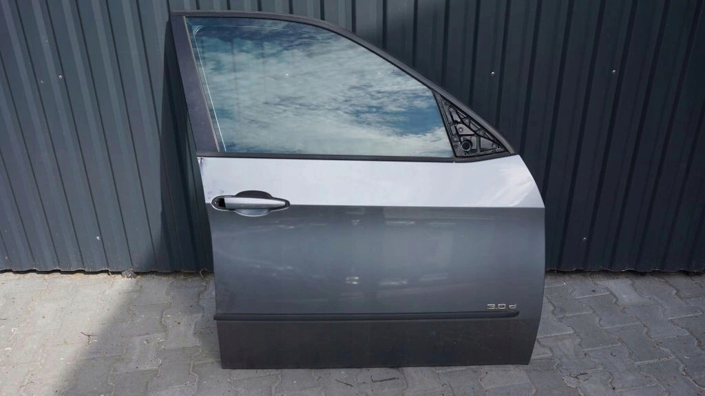 фото №1, Bmw x5 e70 - дверь правое перед a52 spacegrau