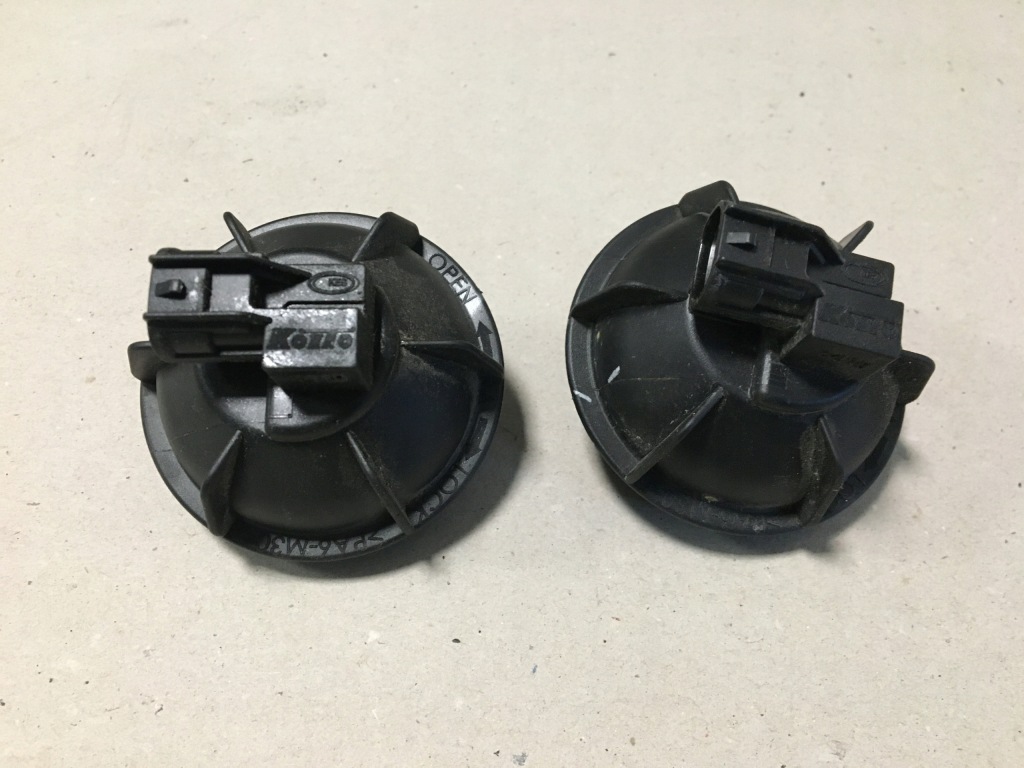 фото №1, Suzuki s-cross sx4 16- lift кришка заглушка лампи фара