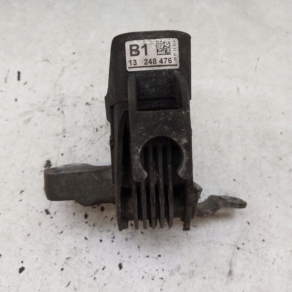 фото №11, Opel astra j кронштейн подушка двигателя 13248476