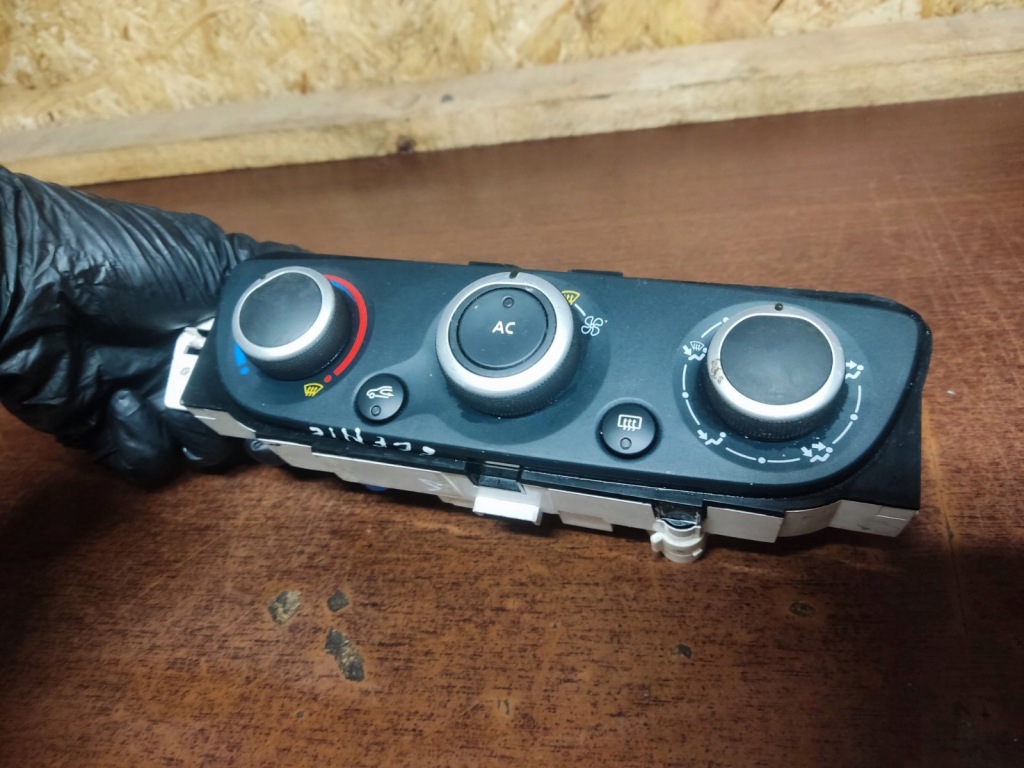 Панель кондиционера обдув scenic iii 2012 r Цена