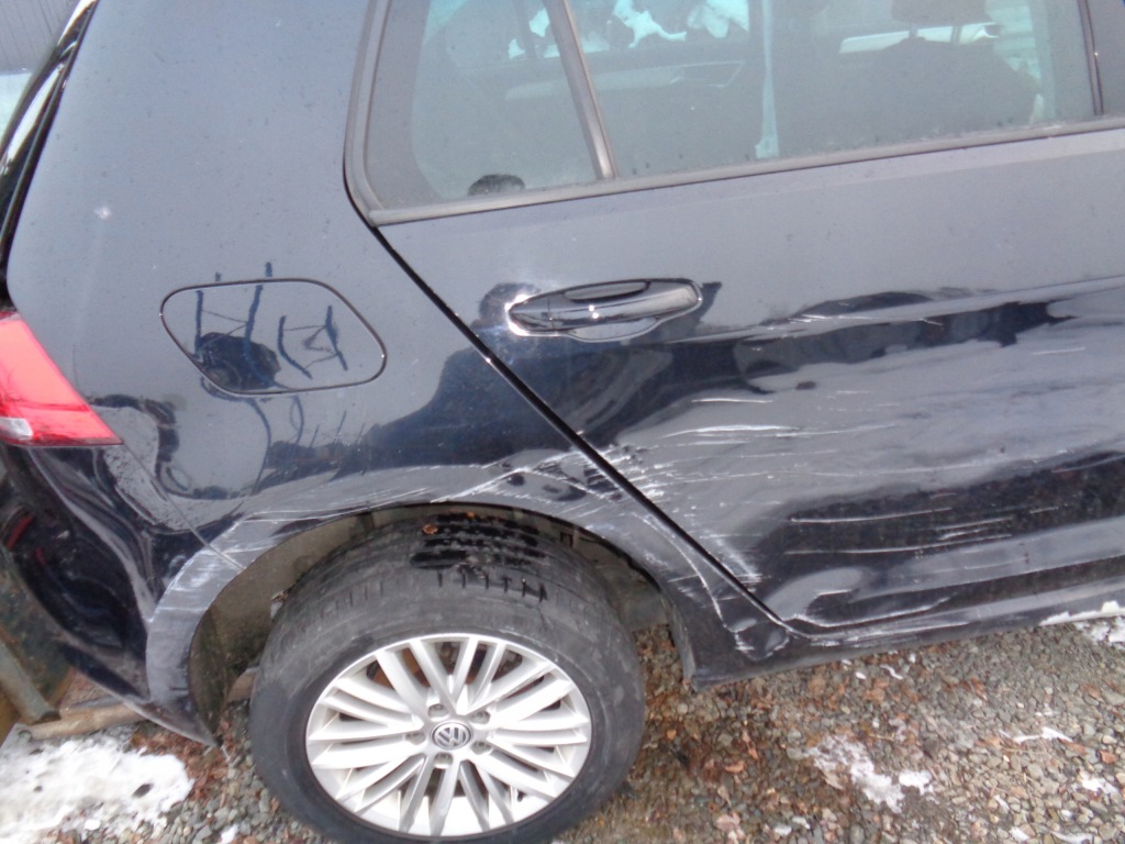 фото №1, Vv golf vii 7 hb крила чверть права задня