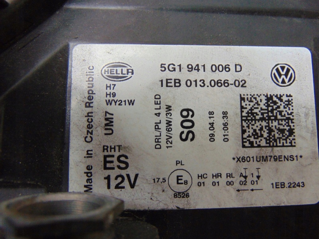 фото №12, Лампа права перед vw golf vii lift 5g1941006d euro