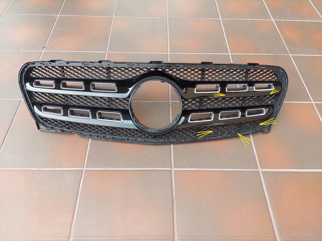 фото №1, Решітка радіатора - решітка радіатора - mercedes gla w156 - lift - amg