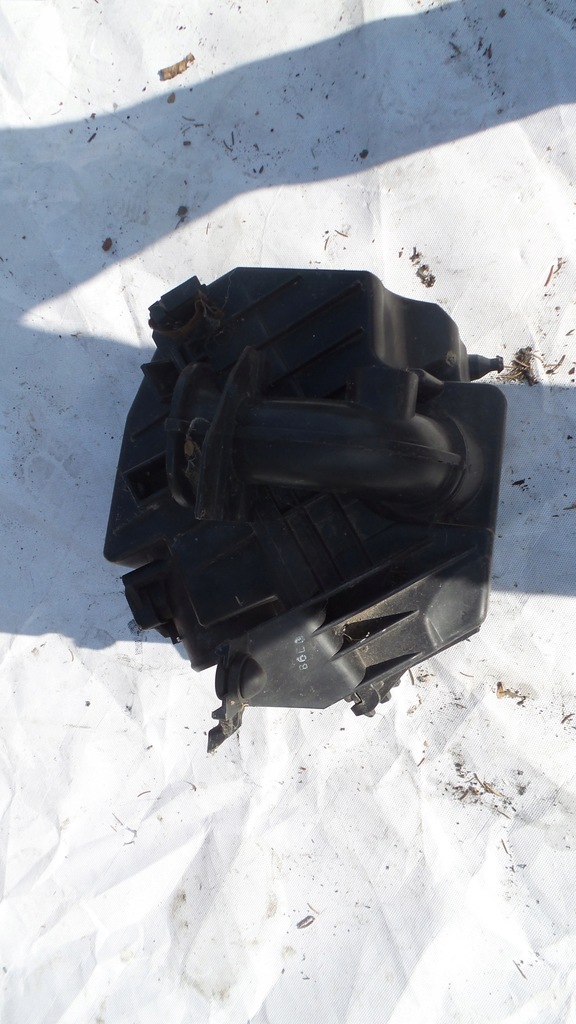 фото №1, Корпус фільтра повітря mazda 5 mazda5 1974002010