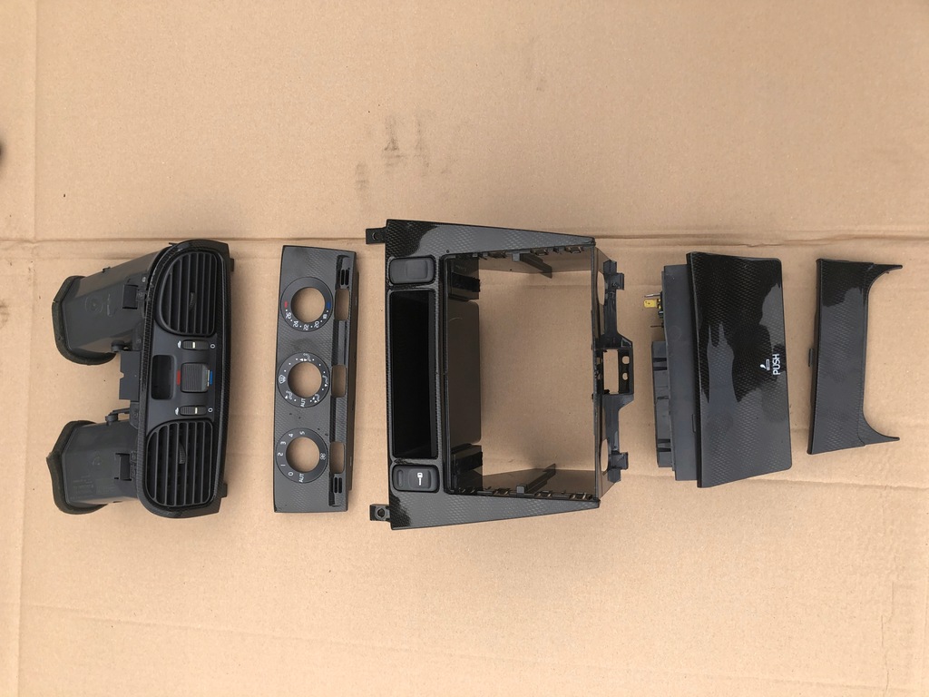 фото №1, Молдинг карбон панель volvo s40 v40 1995-2000 декори