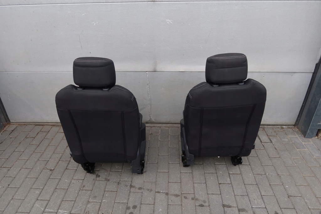 фото №12, Комплект сидений перед clio iv