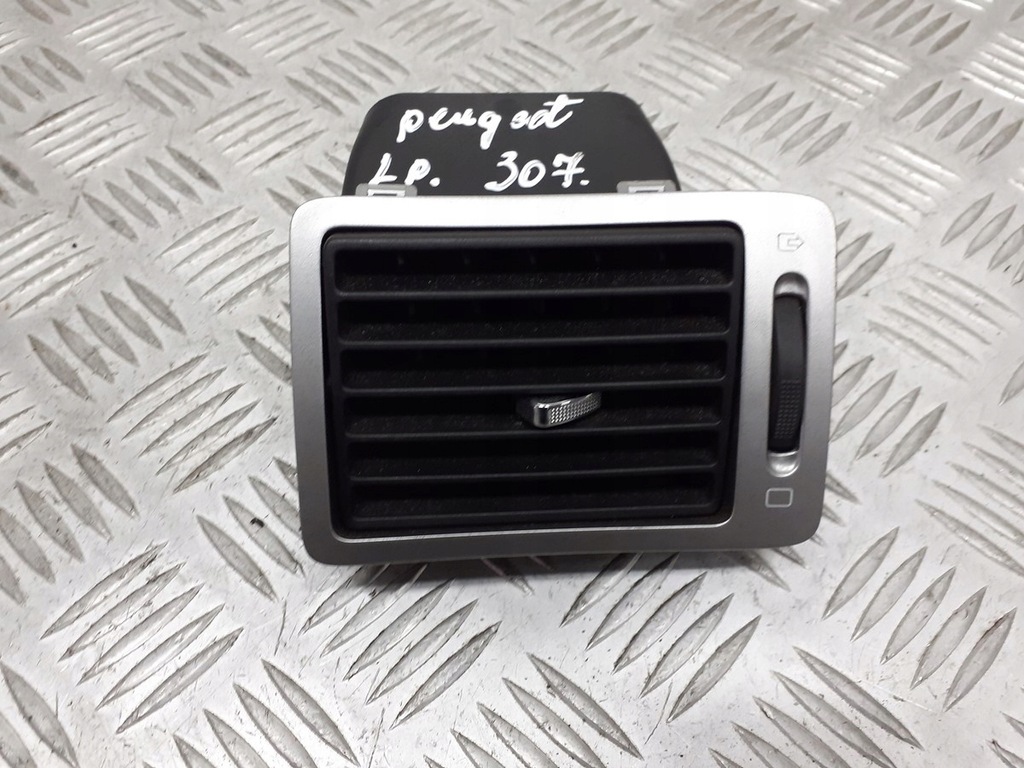 фото №1, Решётка обдув левая peugeot 307 sw