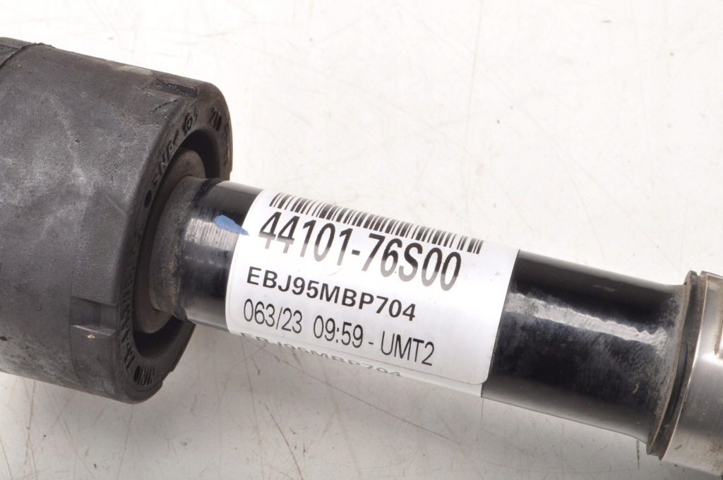 Suzuki s-cross 1.5 гибрид приводной вал правая длинная 23r 44101-76s00 с Разборки