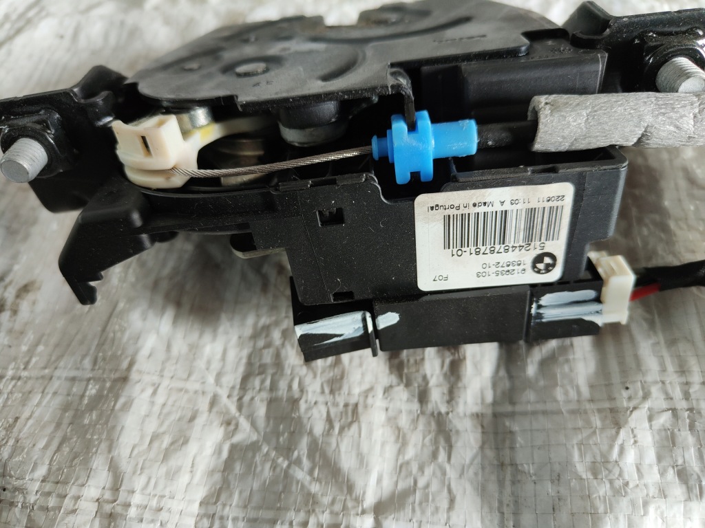 фото №4, Bmw f25 замок доводчик кришки задня задній 7249578