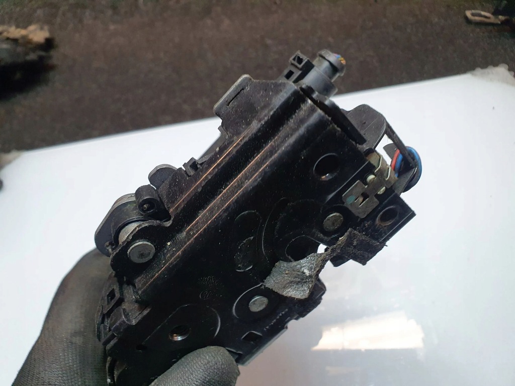 фото №10, Skoda fabia mk2 5j 2009 замок дверь задних