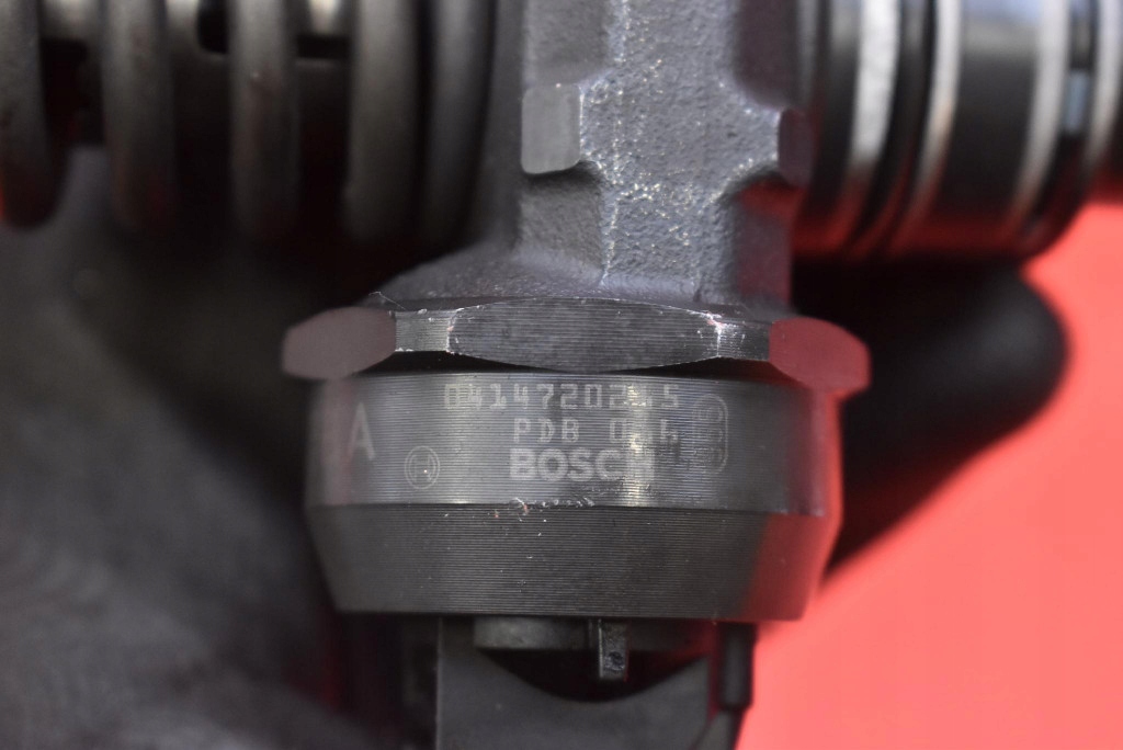 Инжектор насос-форсунка 038130073ag 0414720215 vw golf 5 v 1.9 tdi 90 km 03-09 Цена