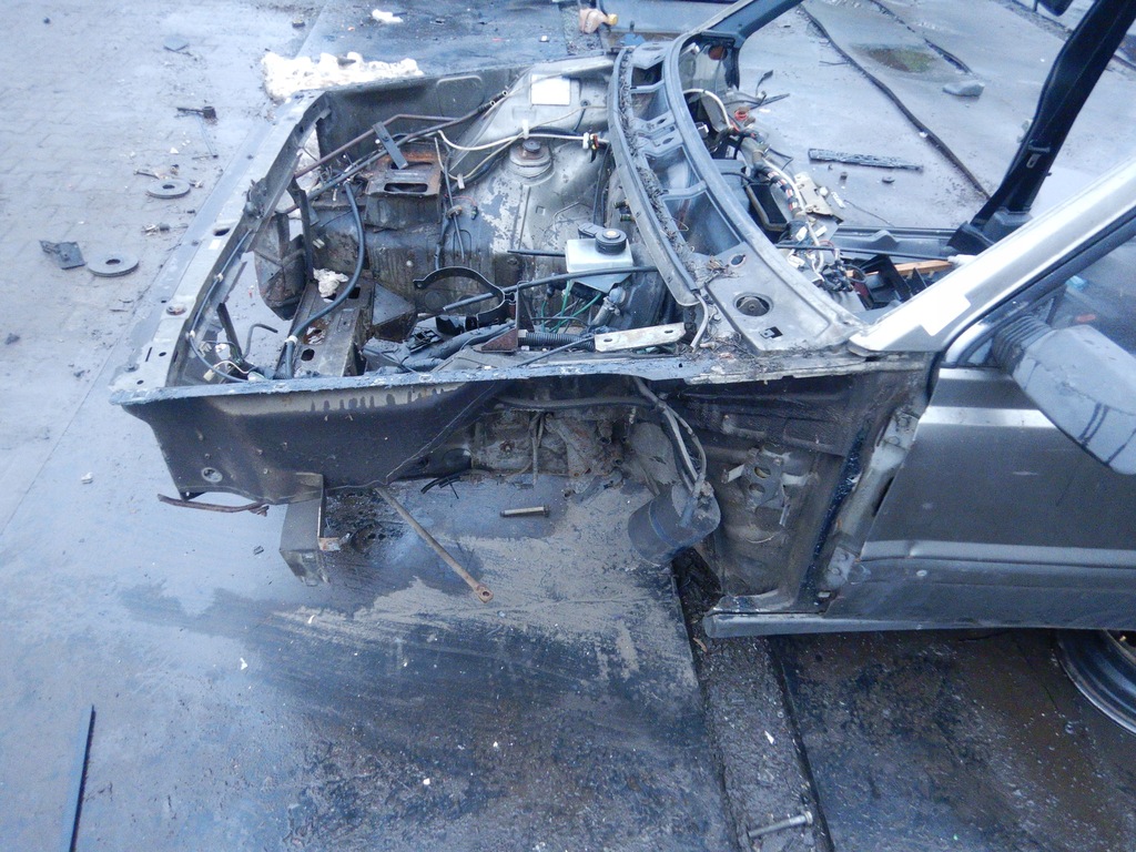 фото №1, Polonez caro чверть перед ліва лонжерон