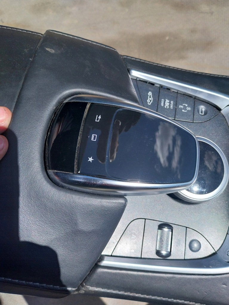 фото №7, Mercedes w222 туннель бардачок kompletny кожа idrive переключатель панель amg