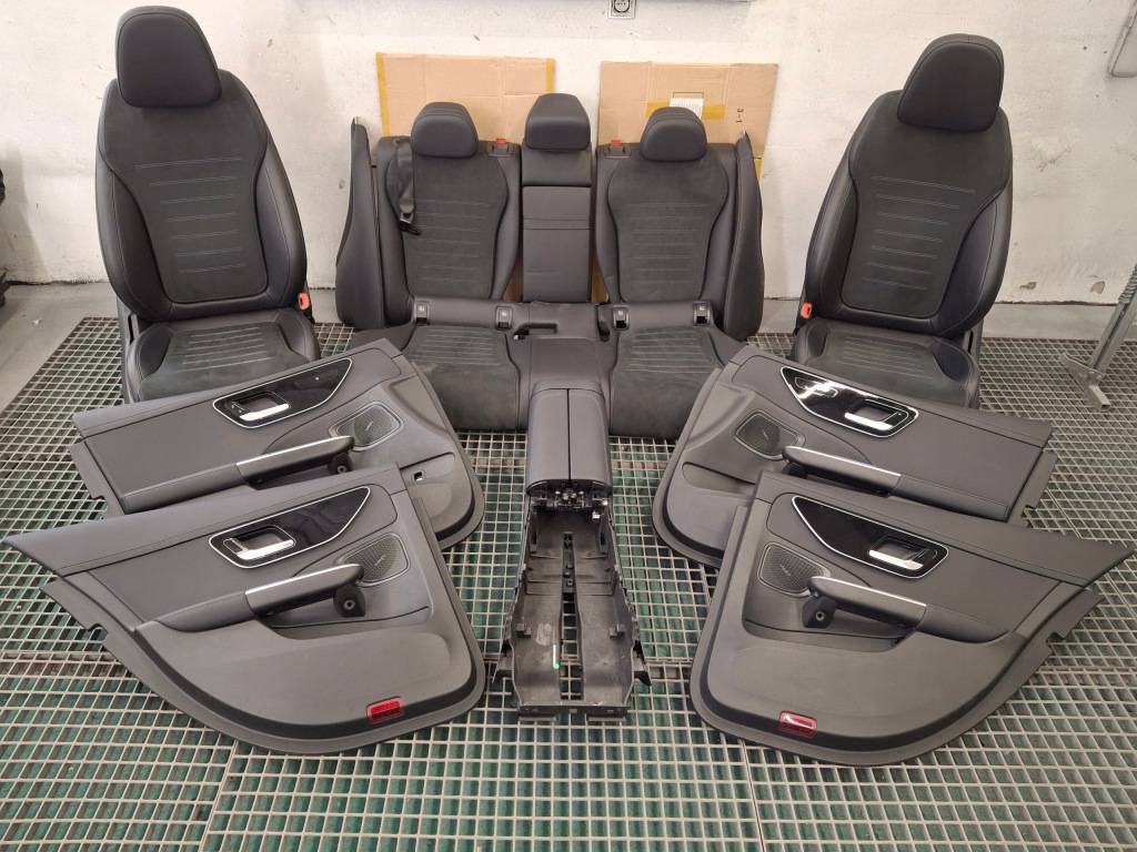 фото №1, Mercedes c-klasa w206 a206 сидіння салон заднє сидіння оббивка kombi 2021-