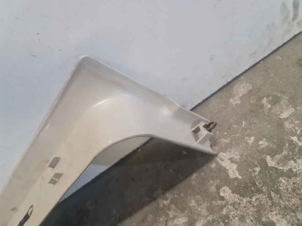 фото №8, Защита порог левая eu audi a8 d2 przed fl krem