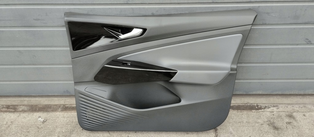 фото №1, Обшивка двері правий перед volkswagen id.4 vw id4 kompletny