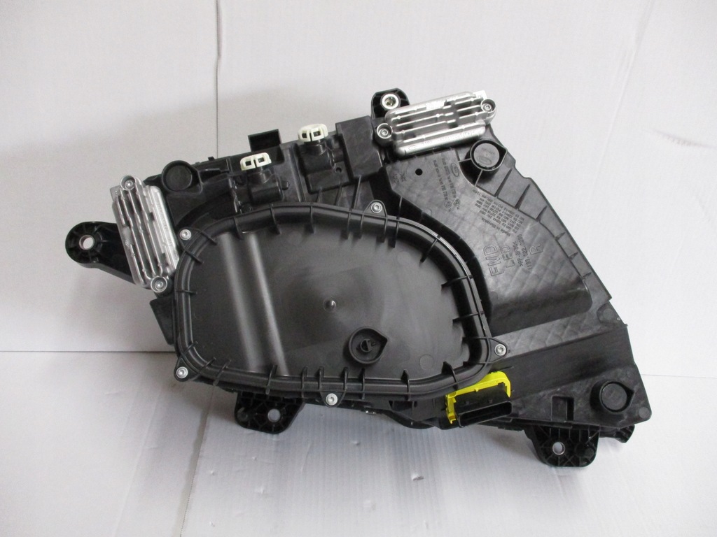 фото №7, Лампы лампа volvo led fh 23752806 23752809