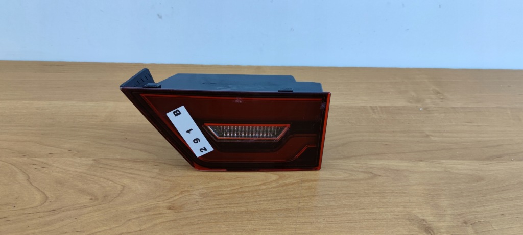 Купить Jaguar e-pace правый  фара задний  led внутренняя крышки