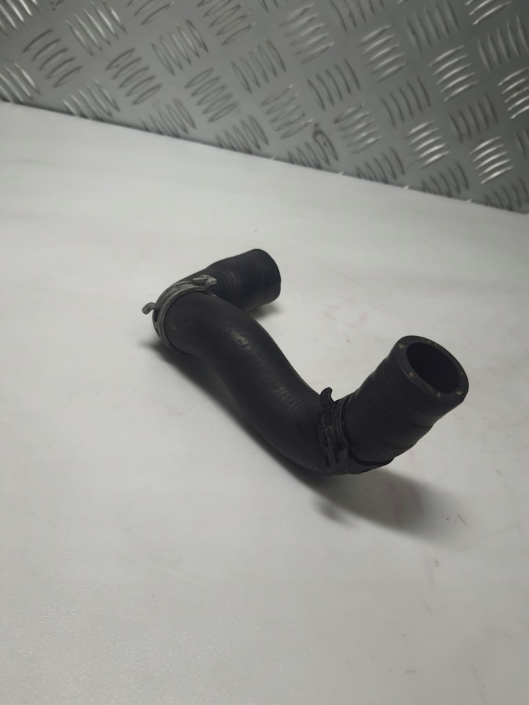 Труба шланг циркуляция воды радиатора mercedes w203 w209 2038324394 в Украине