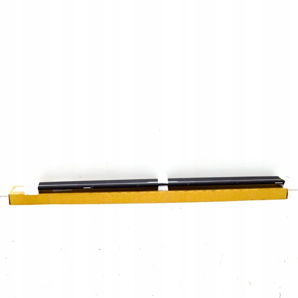 фото №3, Land rover range rover l405 2019 левая сторона трубопровод боковой порог suv'a