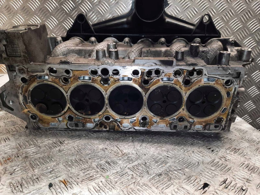 Купить Головка volvo 2.0 d3 d4 2.4 d5 30777365 d5244t10