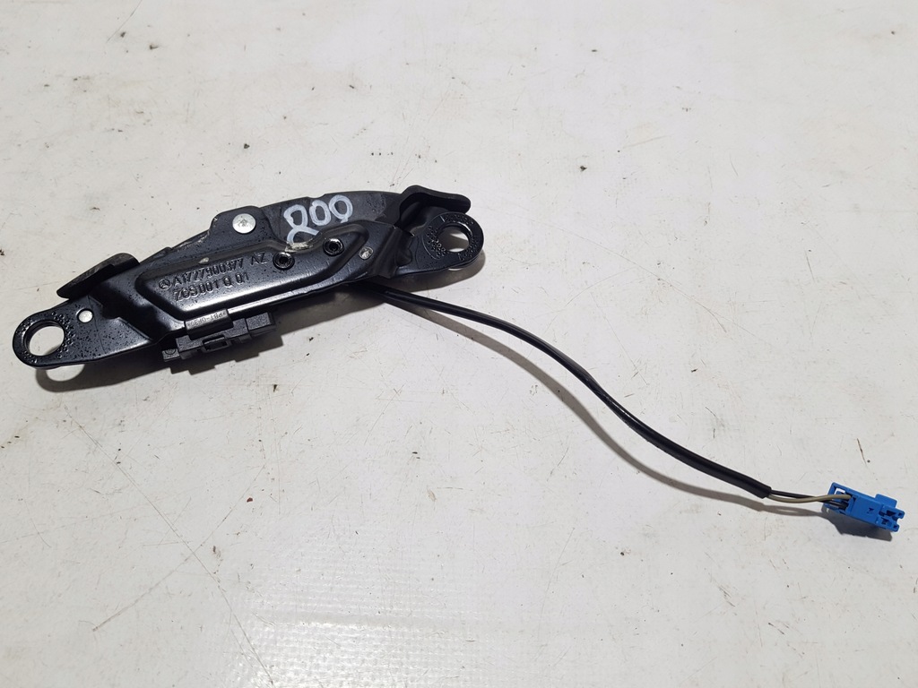 фото №1, Mercedes slk r172 кронштейн крыша замок левый 1727900377