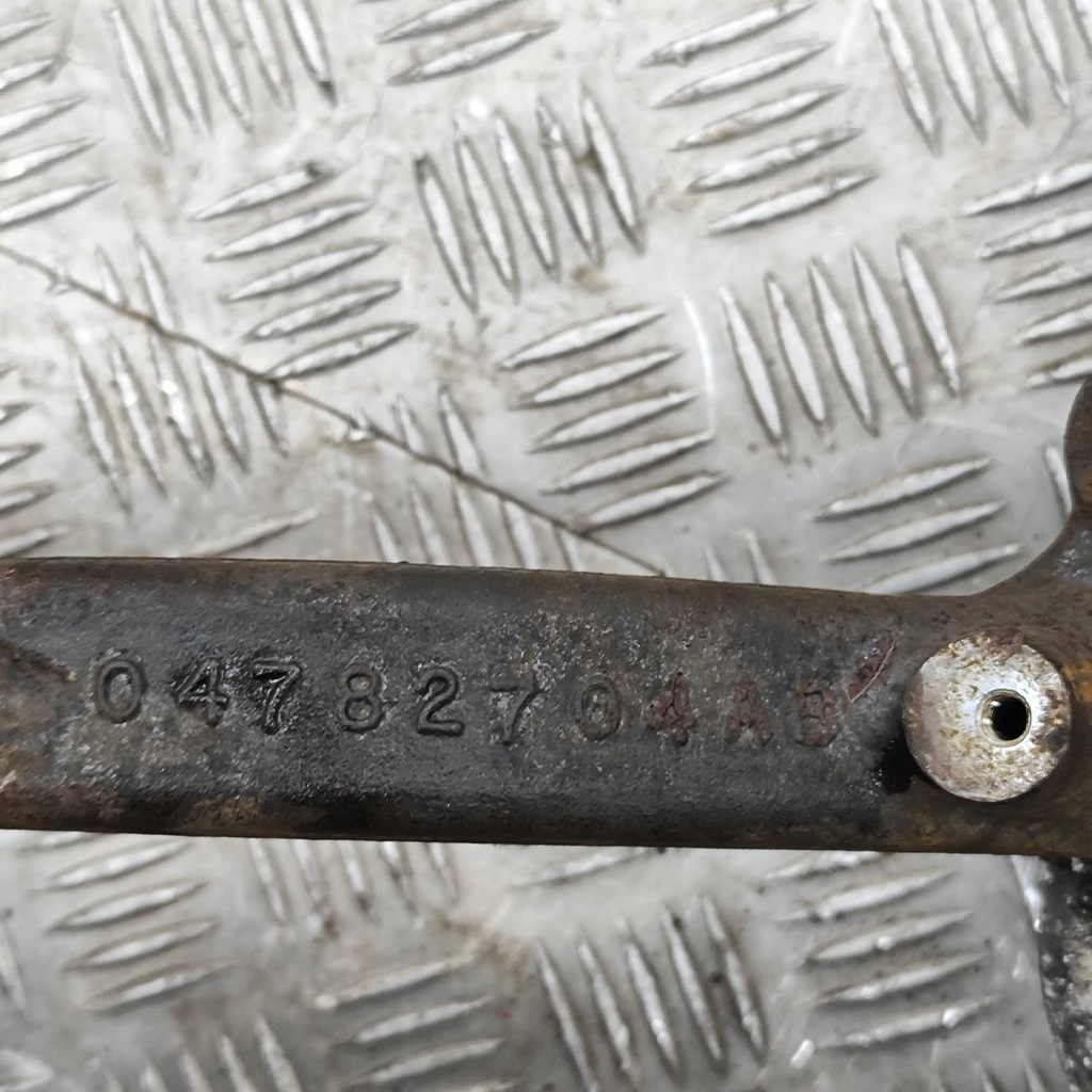 фото №9, Dodge charger 2006 правая сторона ступица колеса передний