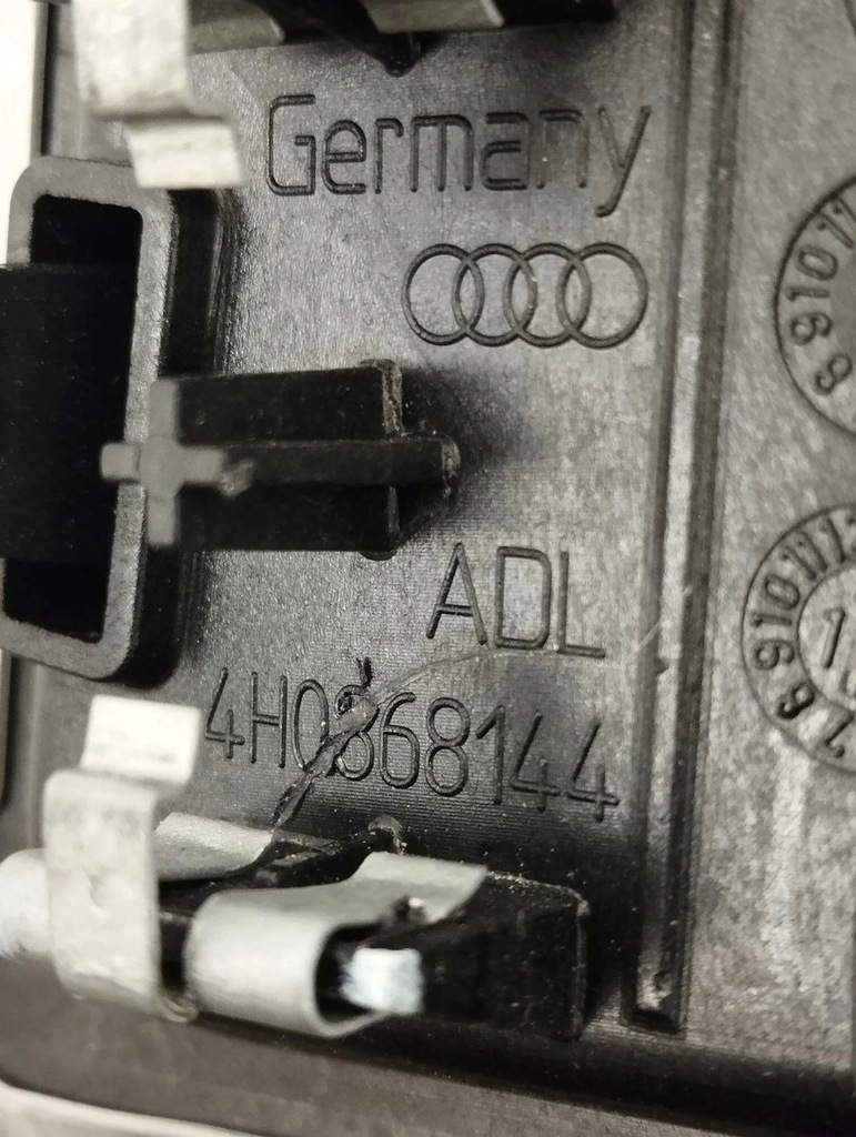 фото №5, Audi a8 s8 d4 4h 2012 накладка динаміка низькочастотний 4h0868144