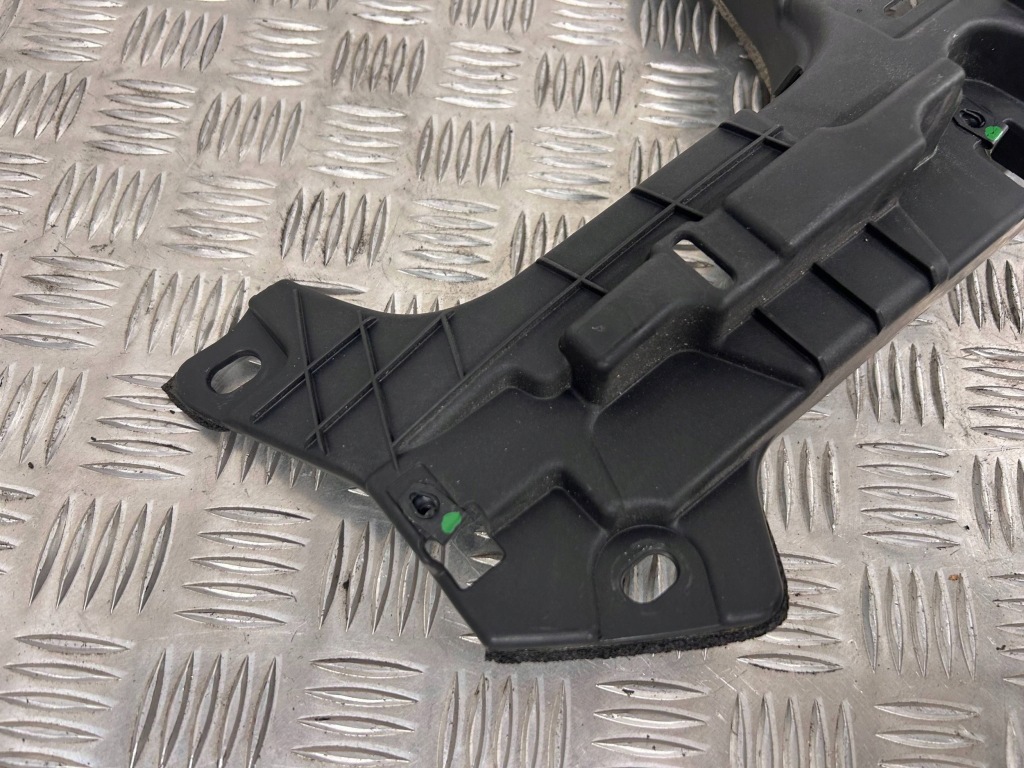 Другая часть салона правая сторона tesla model x 104806400e Цена