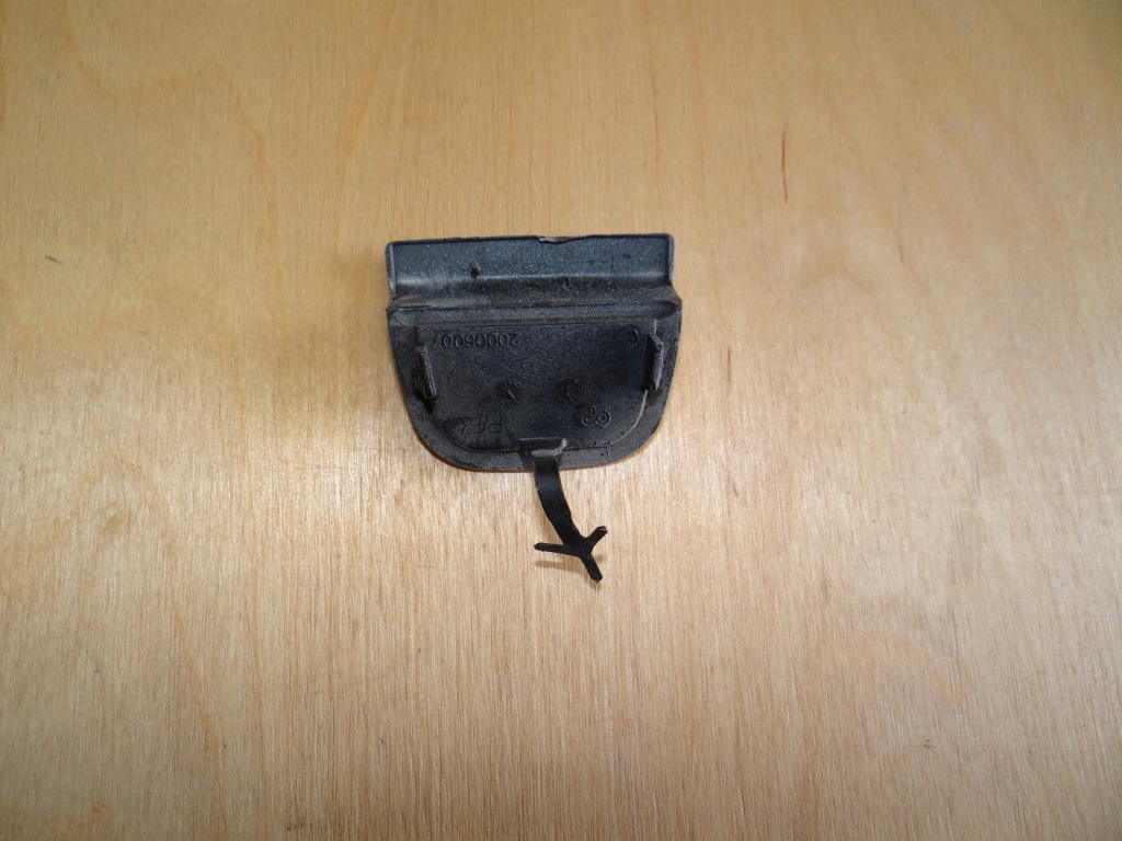 фото №6, Laguna ii kombi заглушка накладки бампера задня