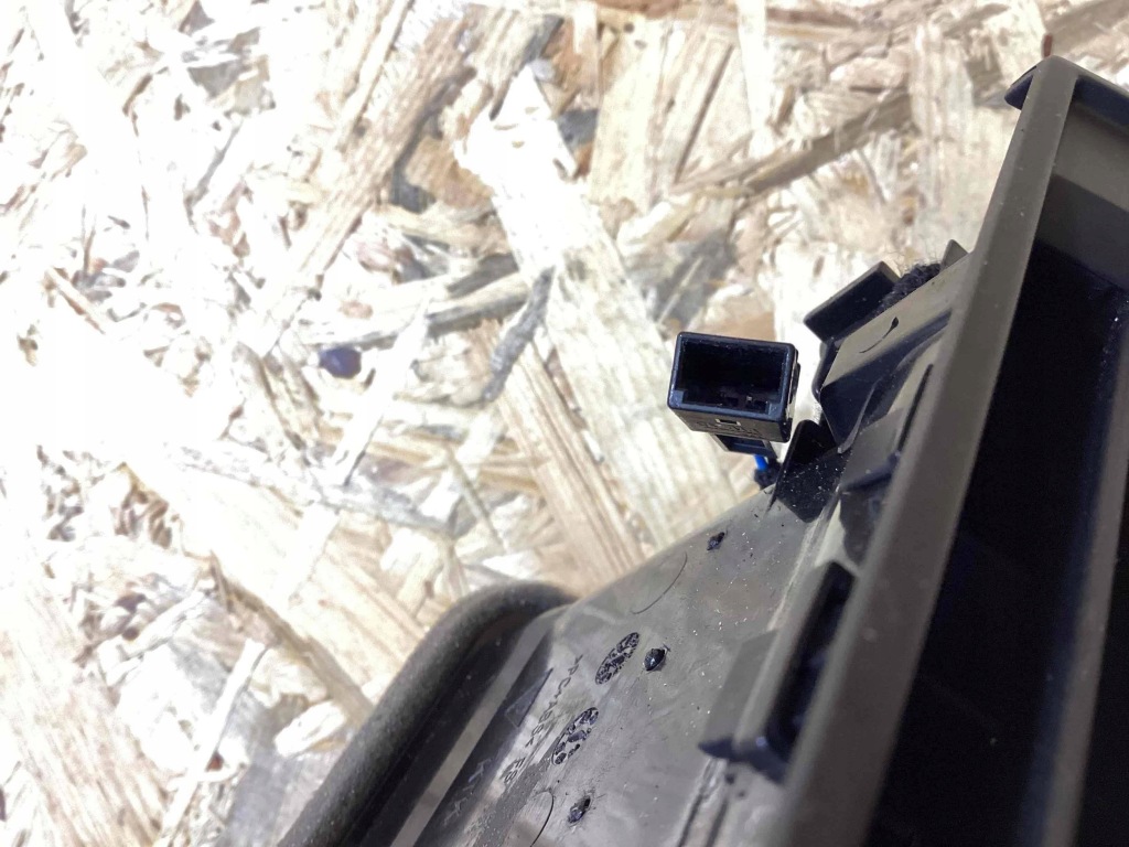 Канал обдув porsche macan 95b 95b819702j Зі Шроту