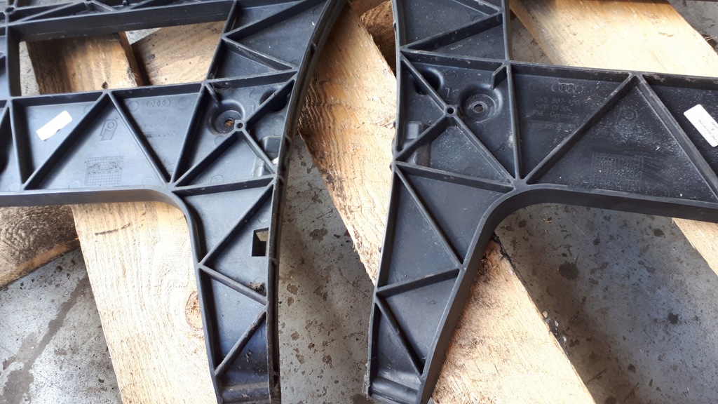 фото №10, A4 b8 s4 напрямна бампера правий лівий задня кронштейн sedan