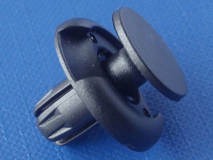 фото №3, 10x ford fiesta 6 kuga клипса штифт 8 накладки порог