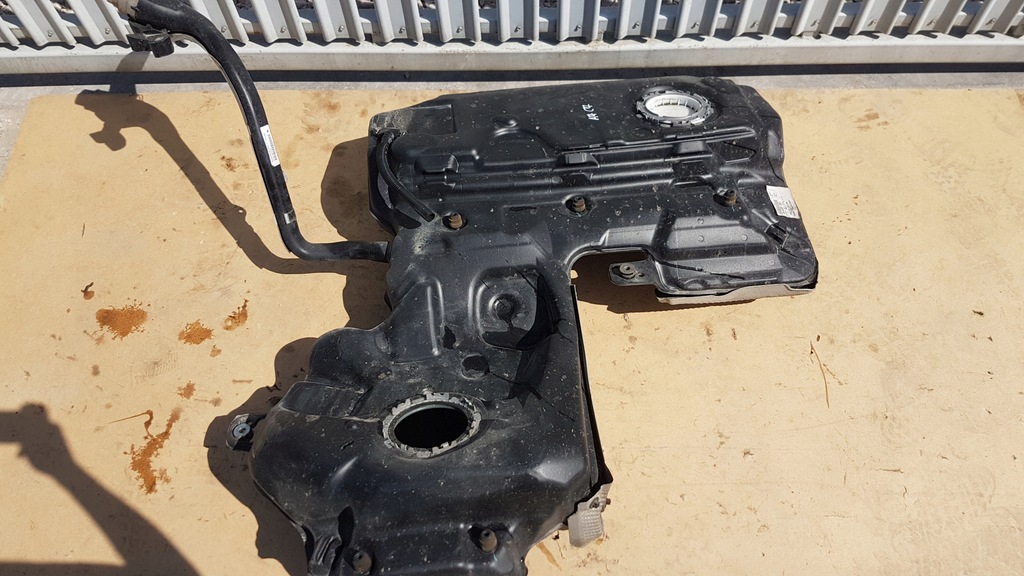 фото №1, Бак топлива audi a7 дизель 4g8201021bn