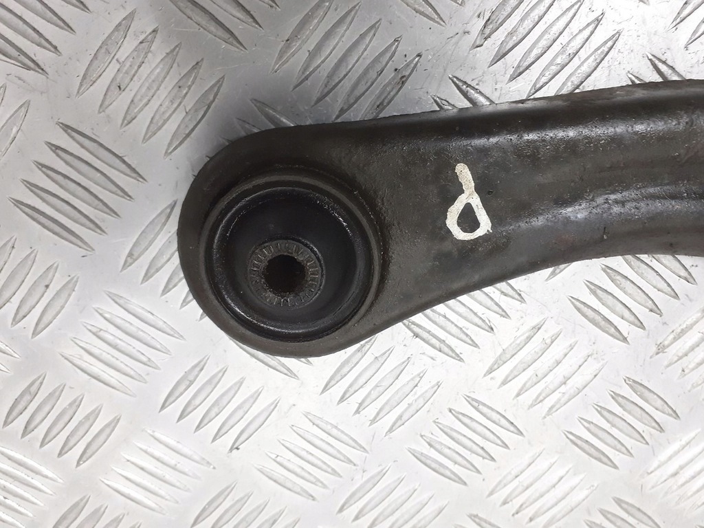 фото №5, Рычаг правый перед suzuki liana