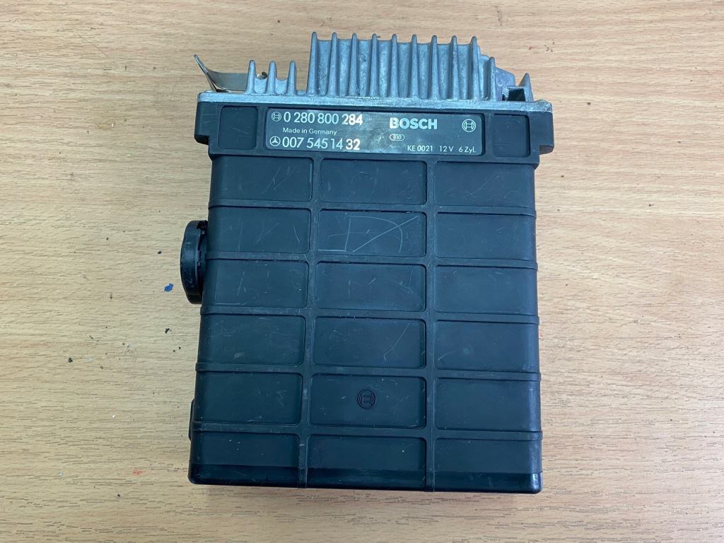 Купить Mercedes модуль бортовой компьютер двигателя 0075451432 оригинал